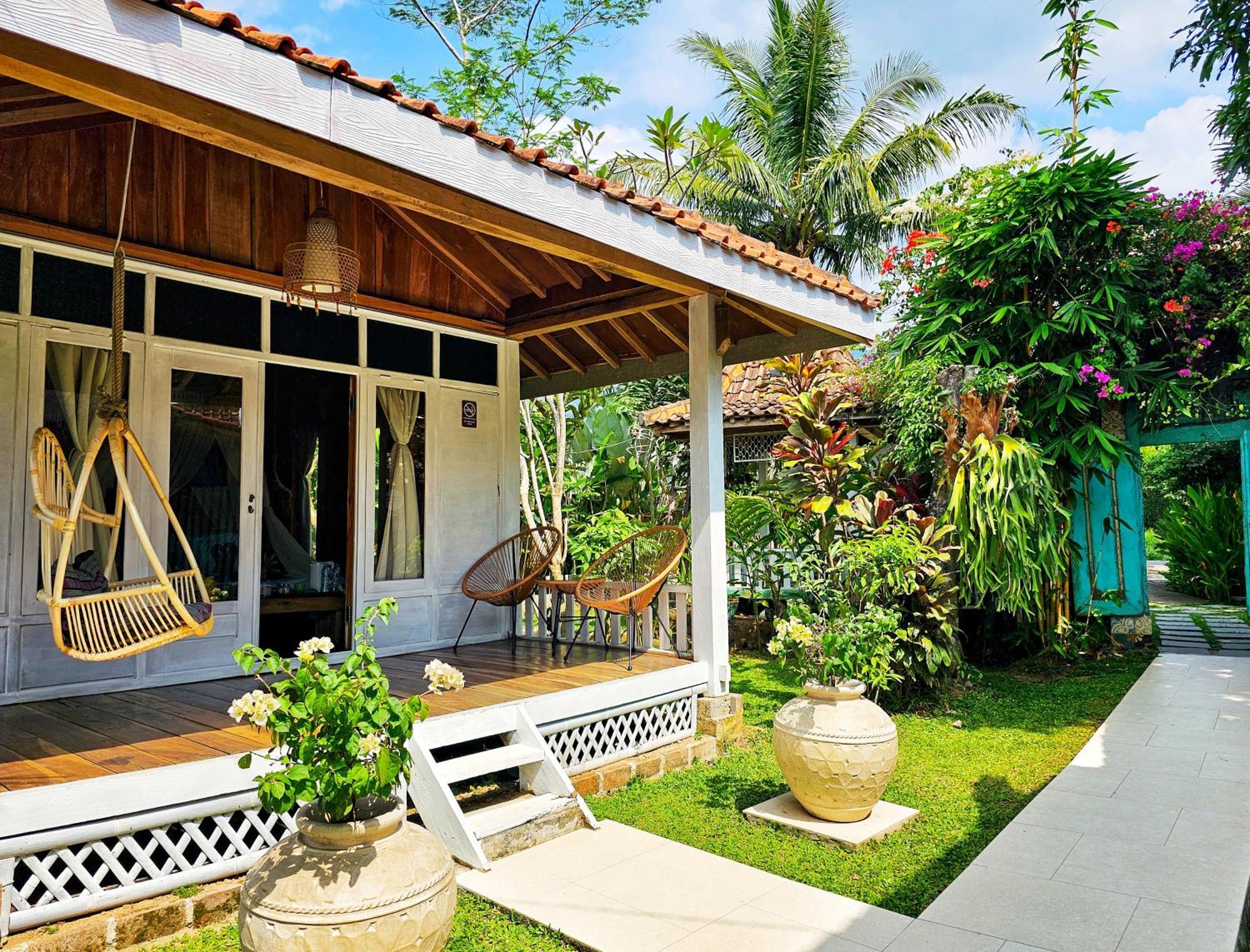 Janur Bungalow Magelang Habitación foto