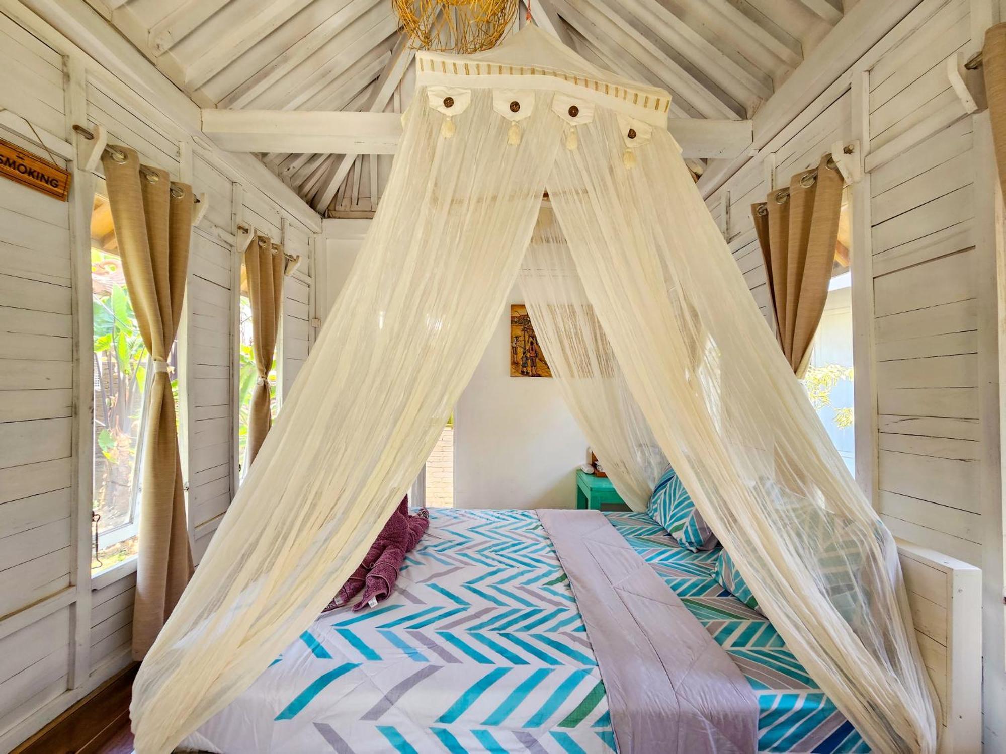 Janur Bungalow Magelang Habitación foto