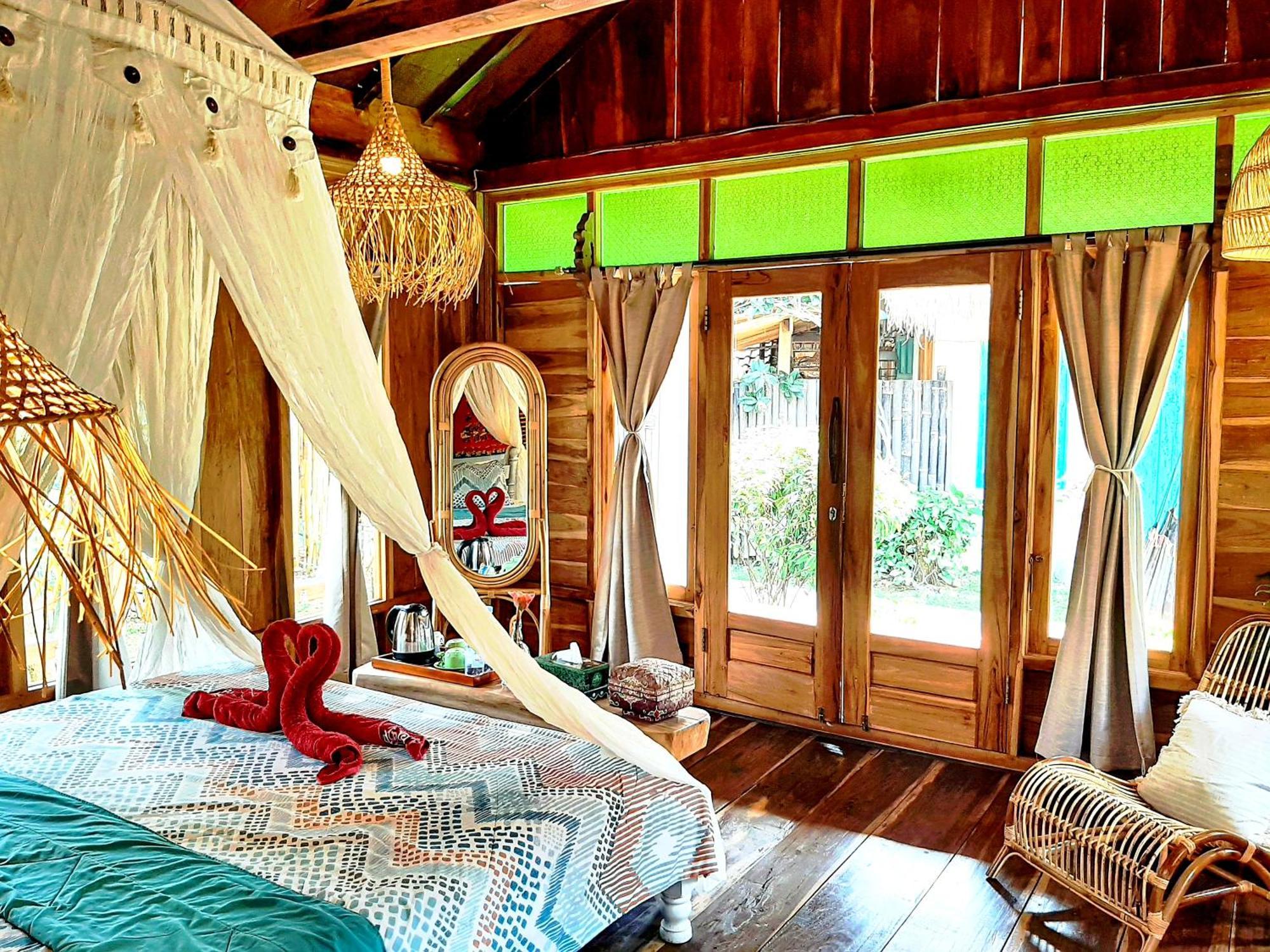 Janur Bungalow Magelang Habitación foto